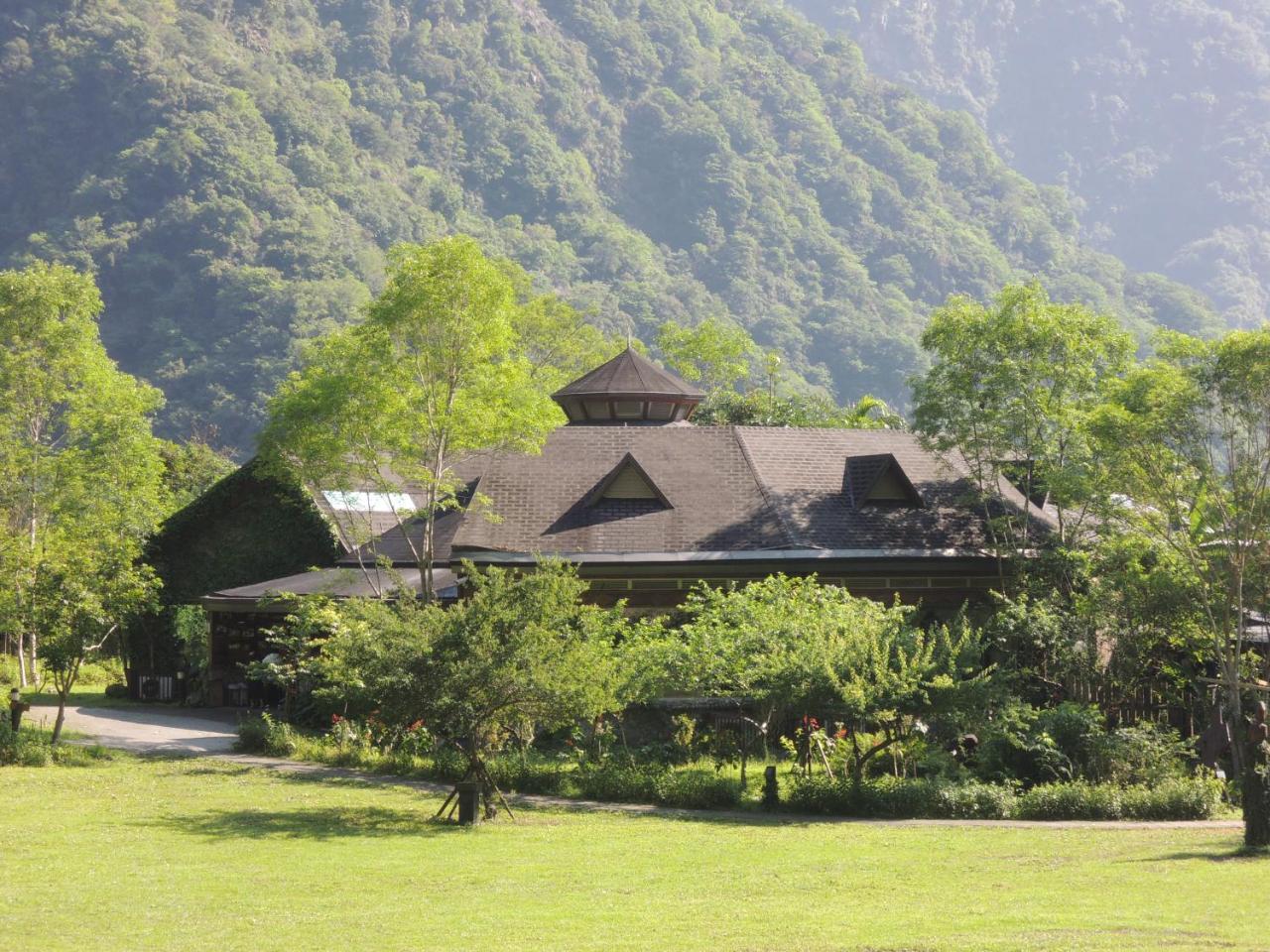 Taroko Village Hotel Fushi ภายนอก รูปภาพ